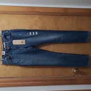 NWT Levi's 711 Skinny Sculpt Distressed Jeans